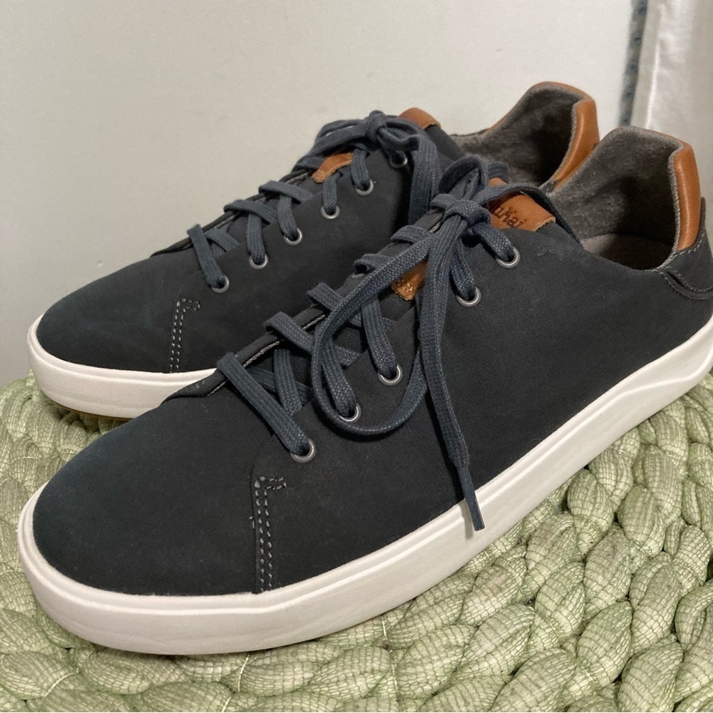 Olukai Lae 'Ahi Li Men Charcoal Gray Lace Up Slip On Sneakers - Picture 2 of 10